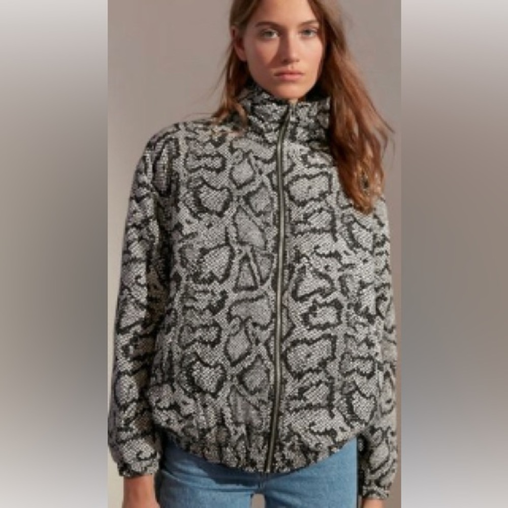 Urban outfitters zip up jacket